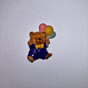 Little Celebration Teddy Bear with Balloons Unsigned Vintage Brooch
